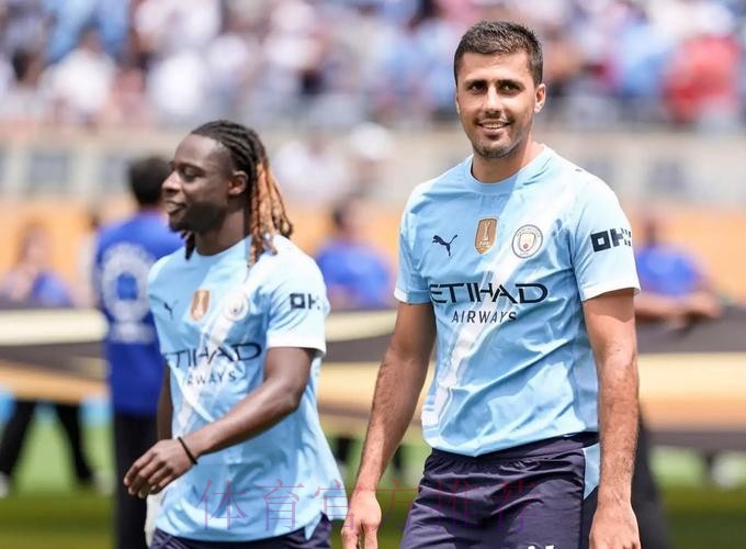 阿斯报:皇马有意今夏签下莱斯特城后卫瑟云聚